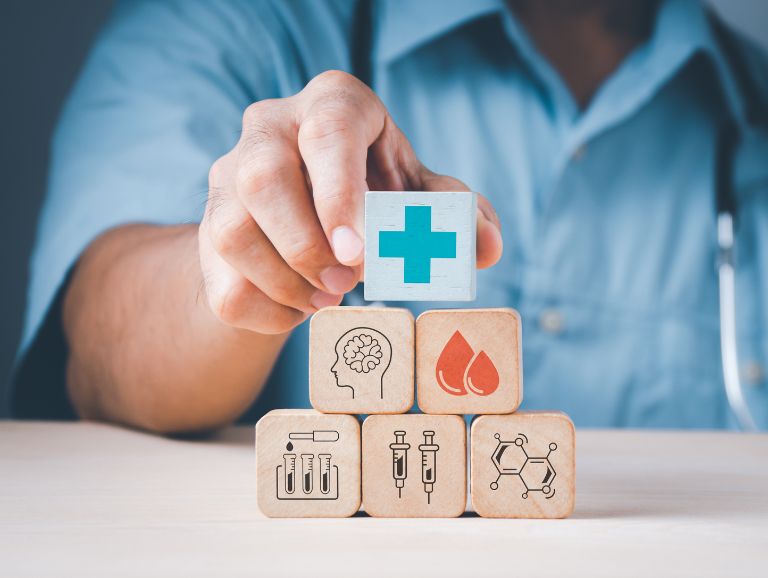 Thạch Anh Tóc Đỏ đặc biệt hữu ích đối với những người phụ nữ có thể chất yếu, bị bệnh về máu, khí huyết khó lưu thông.
