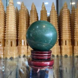 Top 5 quả cầu phong thủy hợp tuổi Tân Dậu 1981 vạn sự như ý.
