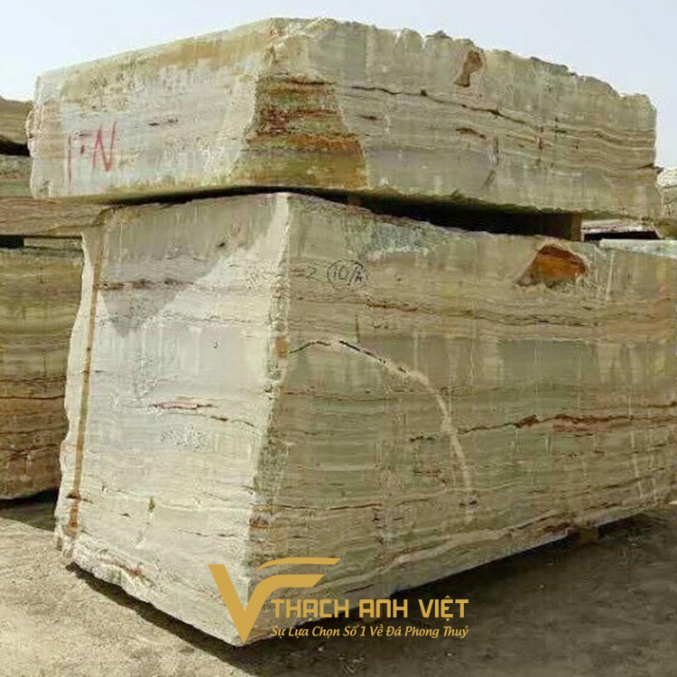 Ngọc Onyx tự nhiên là một trong những loại đá Thạch Anh vi tinh thể thuộc nhóm biến thể quý hiếm Chalcedony