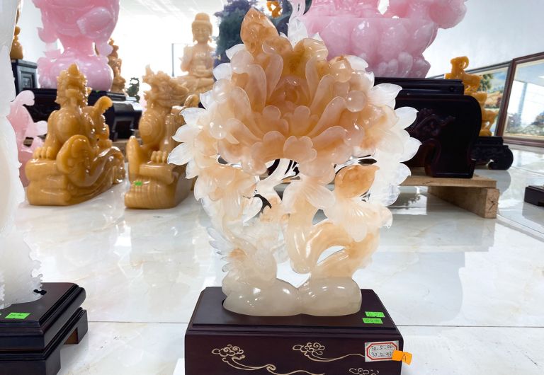 Hoa mẫu đơn từ lâu đã trở thành biểu tượng mang đến sự giàu có và cuộc sống thịnh vượng.