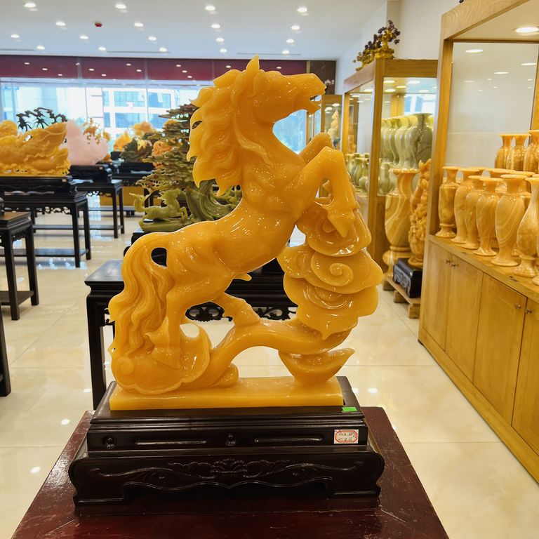 Tượng thiên mã phú quý ngọc Hoàng Long cao cấp hợp ới người mệnh Hỏa, mệnh Thổ