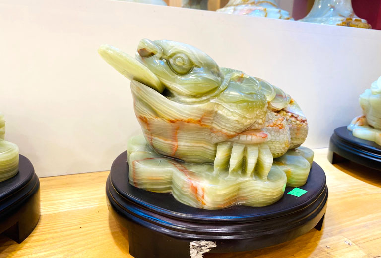 tuong linh vat bang da