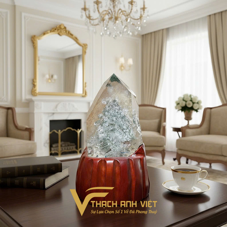 Đá Thạch Anh Ưu Linh trắng là một trong những biến thể độc đáo nhất của họ Thạch Anh